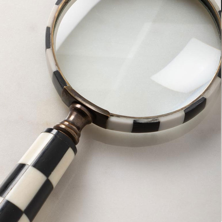 Black & White Checkerboard Magnifier