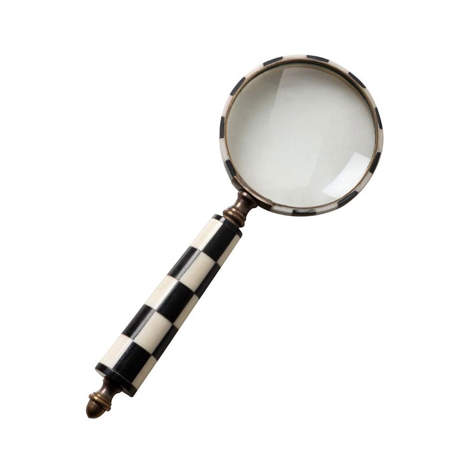 Black & White Checkerboard Magnifier